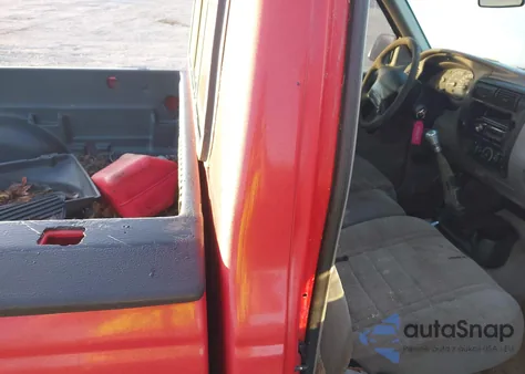 1997 Ford Ranger Splash/Xl/Xlt from USA, damaged, VIN 1FTCR10A9VTA87307